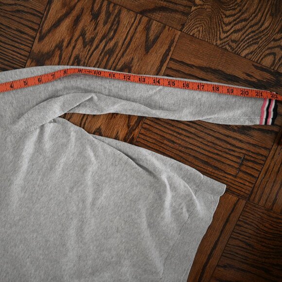 Boden V-Neck Sweater – Light Gray with Striped Trim – Small - Picture 6 of 11
